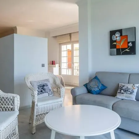 Ar 18 Belgravia Club * Estepona